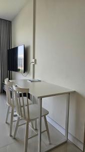 Studio Near SECC & VivoCity Pool Self Check-in