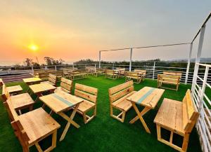 Wavecrest Morjim by Joystays