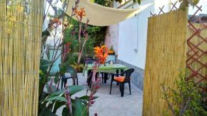 Orange House - Ciraccio Beach