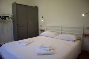 Orange House - Ciraccio Beach