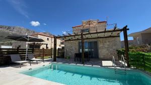 VILLAS BALATSOURAS