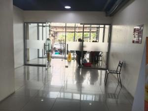 GoldyRich Staycation Place -URBAN DECA TOWER CUBAO