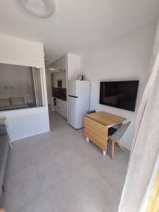 Cambrils Seafront Retreat Parking PortAventura