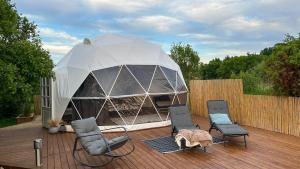 Saare Glamping Dome House