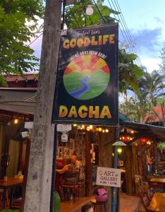 Good Life Dacha Riverside & Parkside Retreat