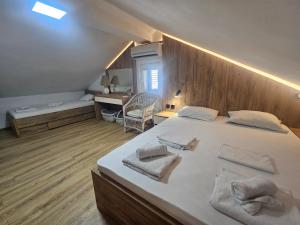 Nearby PORTONOVI-Norwegian-village DUPLEX