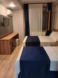 Çelik Crown Hotel