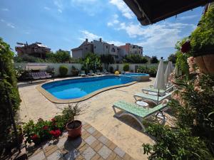 Mirana Family Hotel