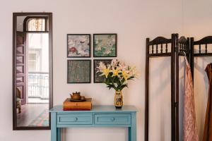Maison Tonkin Heritage- Train Street- 5BR- 10 pax