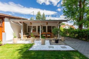 Dushi Balaton Family-Friendly Vacation Home Near the Beach