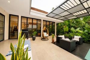 Casa Seraya Pererenan