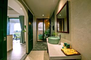 Hoi An Eco Lush Boutique Villa