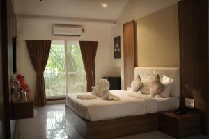 The Grand Leela Resort
