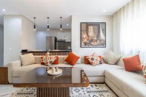 Cozy Studio Parking IPTV AC & near Train Stations