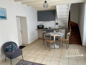 Petite maison 2 chambres proche plages et commerces