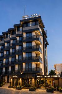 Grand Rimedya Hotel