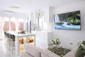 Stylish Family Villa with Private Pool & Yard