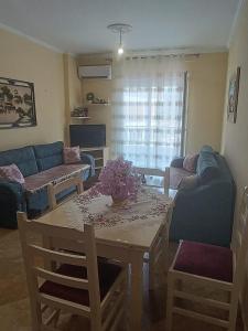 ELORAS Apartament