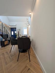 Charming Loft with AC and Washing Machine