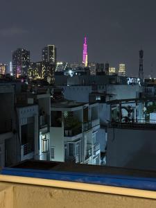 302 Live Like a Local at Hidden Gem District 4