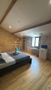Duplex en Pierre Proche des Arenes