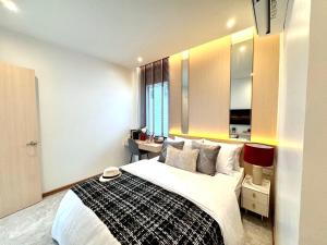 CityHouse-Brand New Private Pool Villa Walk to Beach C279