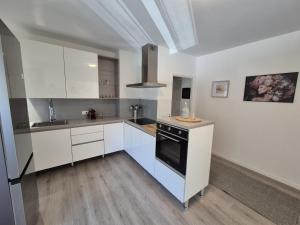 Grenz-Stopp Sunny Home Region Lugano & Comer See