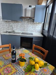 Lemon House