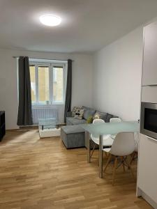 Modern and comfortable apartment for up to 5 guests located in the popular Prague 6, 10 minuts to city center