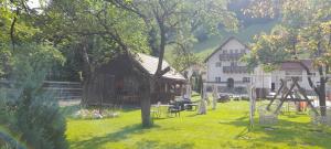 Voinescu House - Natural Living & Eating