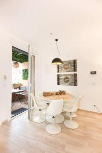 Domus Halo F