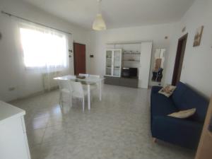 Zoe Apartment
