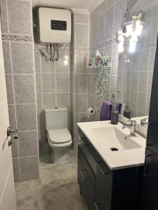 A 1 MINUTO DE LA PLAYA Alojamiento 2 habitaciones - Aire Acc y ascensor RECIEN REFORMADO!