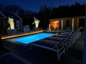 Leśna Polana Domki Willa z prywatnym Jacuzzi, sauna i basen w strefie relaksu