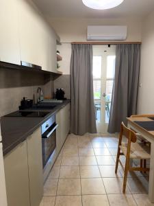 Litmus apartment 4