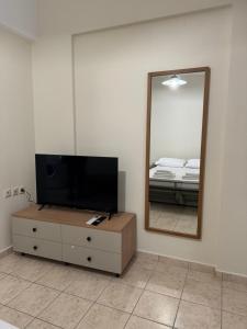 Litmus apartment 4