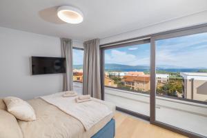 Luxury Villa Lea Magdalena 6 with Pool and Sea View