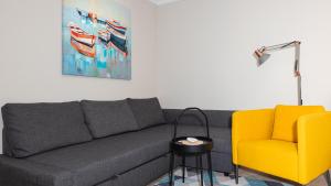 KaliAnny Cozy Apartment in Santa Marina with Pool & Terrace