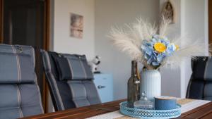 KaliAnny Cozy Apartment in Santa Marina with Pool & Terrace