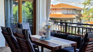 KaliAnny Cozy Apartment in Santa Marina with Pool & Terrace