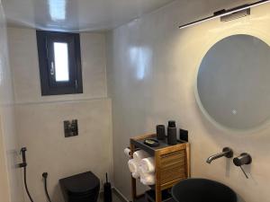 Cosy Dome House in Oia - New