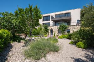 Villa Mare Vista Heated Pool and Sauna near Split