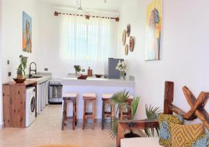 Zanziland Apartments