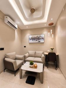 SriVa Nest