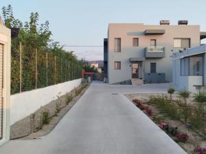 Anesis Terra Luxury Home