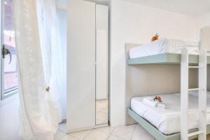 Il Suono del Mare - Sea Front Apt and Pool - Happy Rentals