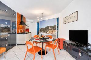 Il Suono del Mare - Sea Front Apt and Pool - Happy Rentals
