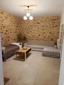 Stone Apartment Close to the Airport