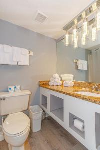 Direct Oceanfront Sea Mist Resort 20908