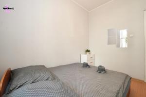 MMRent Snug Room